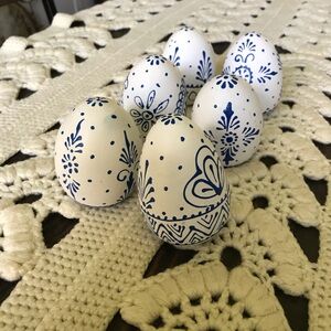 Egg Decor Wooden Handcrafted Painted Felt Bottoms